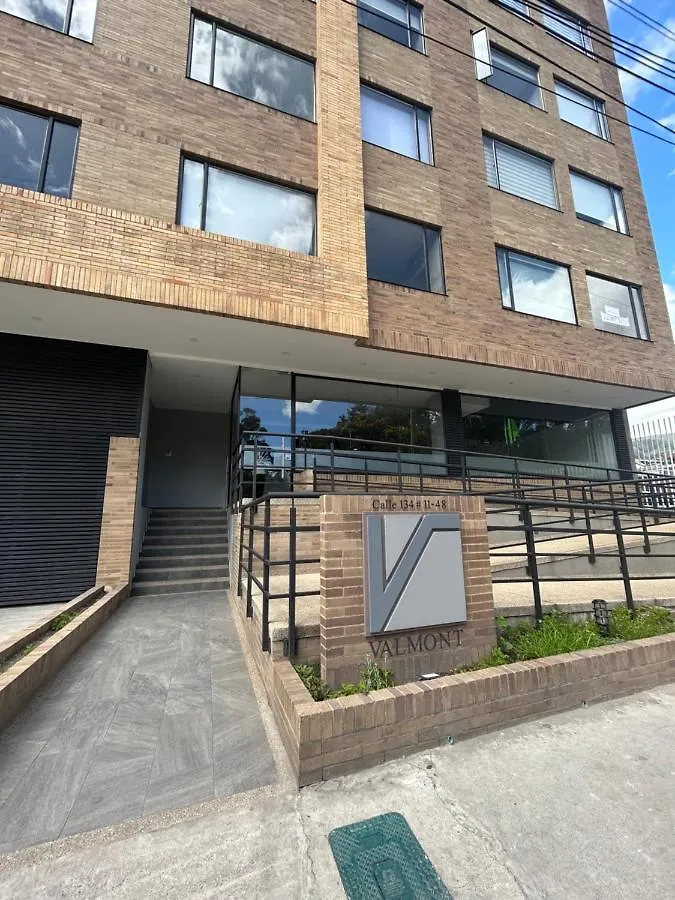 Aptoestudio Completamente Dotado! Bogota 0*,